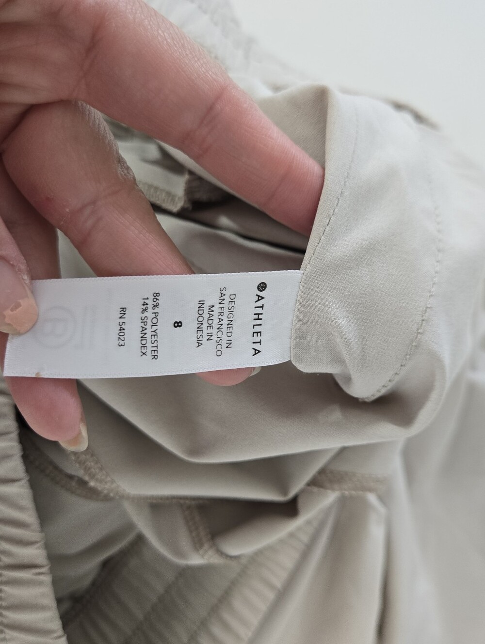 Athleta Avenue Wide Leg Crop Pants Beige Tan Pull On Athleisure Travel Womens 8 - Picture 13 of 16